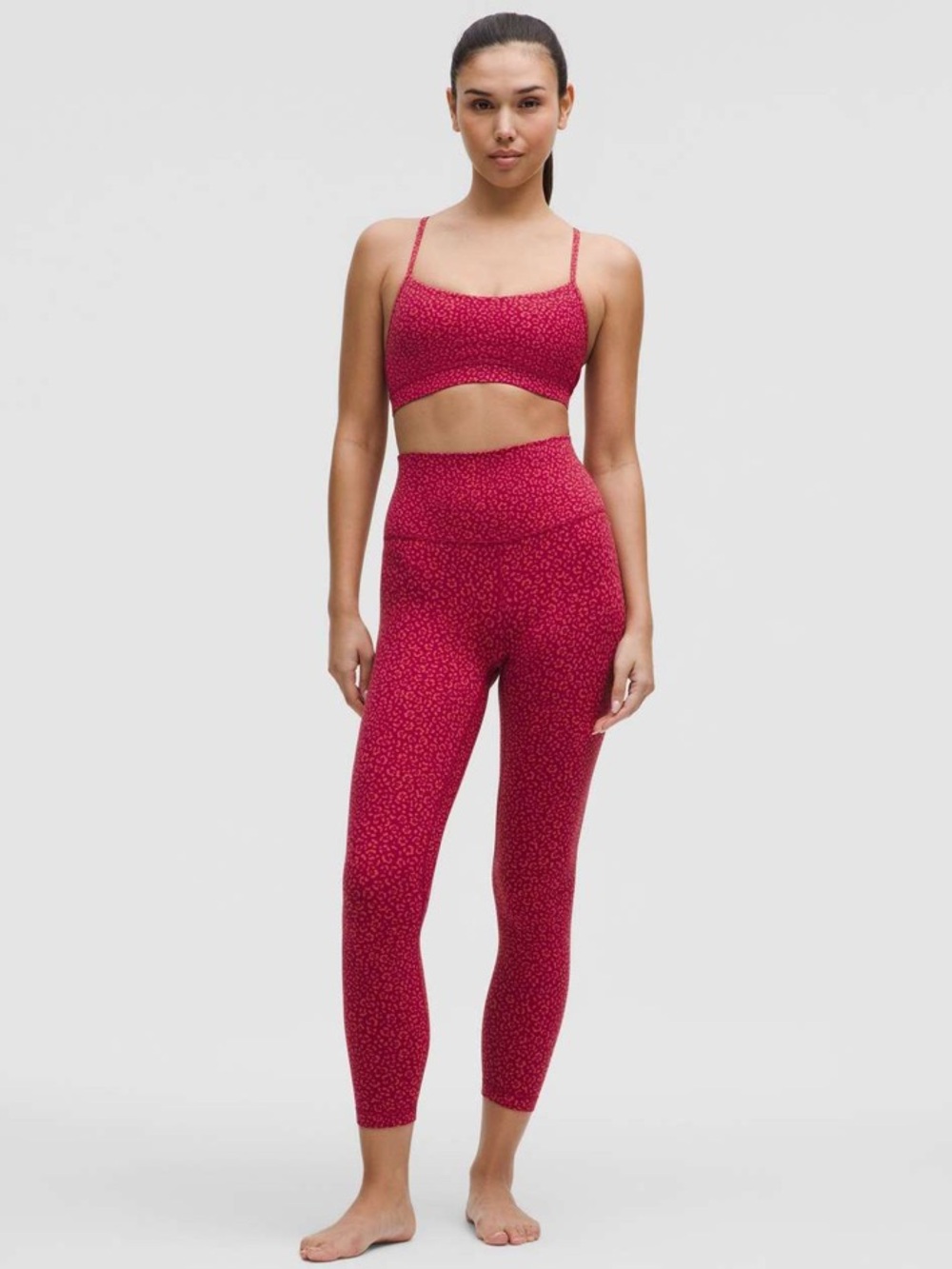 Lululemon Align High-Rise Pant 25"
Leopard Daisy Desert Red Magenta Smoke NWT 6